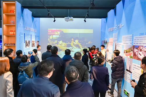 HJC黄金城·(中国区)集团官方网站